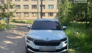 Поліція розшукує учасника ДТП у Словʼянську