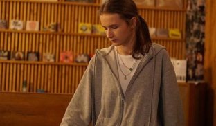 Учениця класів вокалу та фортепіано слов’янської школи мистецтв Марія Ворона В Німеччину Марія виїхала через повномасштабну війну