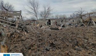 Наслідки обстрілу у Селидовому 12 лютого російські війська вдарили ракетами по Селидовому