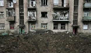 У майже зруйнованому Часовому Яру залишаються 679 цивільних — ОВА