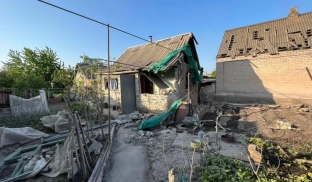 Наслідки обстрілу РФ Костянтинівки Російські окупанти у неділю, 2 липня, вдарили по Костянтинівці