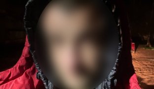 35-річний громадянин досить помітно нервував