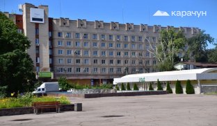 Скільки у Слов'янську зруйновано житла Соборна площа у Слов'янську