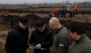 Шмигаль провів засідання Кабміну на Донеччині