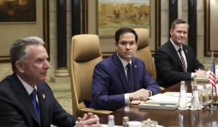 Невдалі переговори можуть спровокувати ще більший тиск США на Україні — The Economist Невдалі переговори можуть спровокувати ще більший тиск США на Україні — The Economist