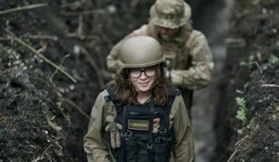 Фотограф Влада Ліберова Росіяни обстріляли ділянку автошляху в Покровському районі