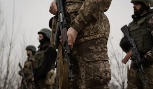 Дипломатія Трампа може лише призупинити бойові дії: завершення війни РФ проти України визначать її учасники — WSJ 