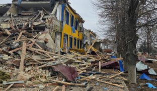 Наслідки російських обстрілів Росіяни обстрілюють Донеччину