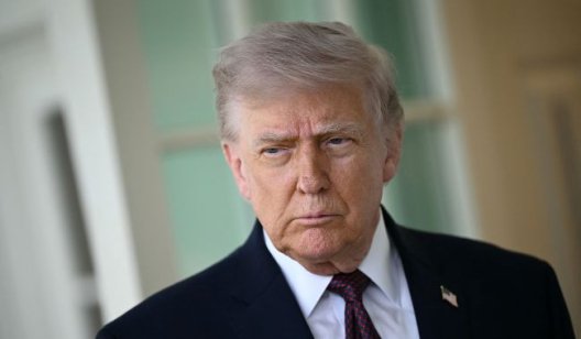 Трамп розглядає зняття санкцій з "чорної каси" Путіна, - NYT