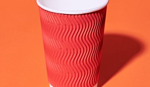 Бумажные и пластиковые стаканы для кофеен