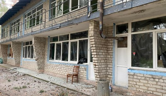 У Святогірську після обстрілу пошкоджено будинок: зведення по Донецькій області У Святогірську після обстрілу пошкоджено будинок: зведення по Донецькій області