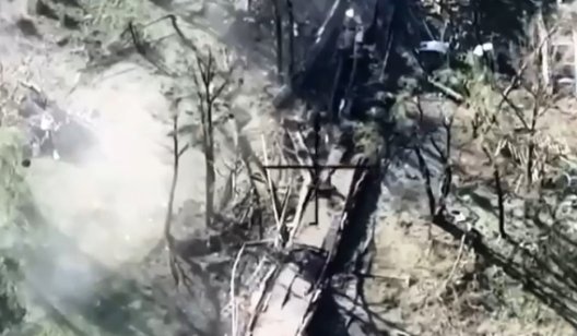 В ВСУ показали архивное видео взрыва моста в Святогорске