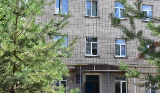 В Славянске закрывается больница в центре города