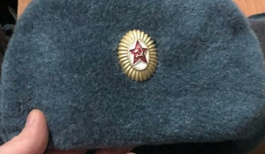 5 лет тюрьмы за красную звезду на шапке: во Львове копы задержали "фаната СССР"
