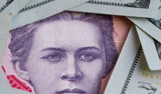 Доллар в Украине подорожает в два этапа: когда и на сколько