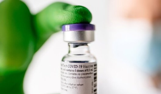 Эффективность и побочные эффекты: самое главное о вакцине от коронавируса Pfizer