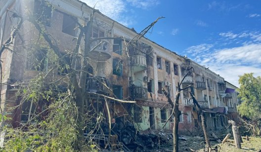 Опубліковано фотографії наслідків обстрілу Слов'янська вдень 13 червня