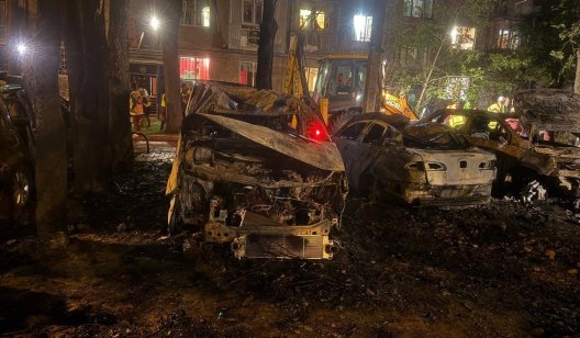 Масована атака дронів РФ на Харків: троє людей загинули та 60 — постраждали Масована атака дронів РФ на Харків: троє людей загинули та 60 — постраждали