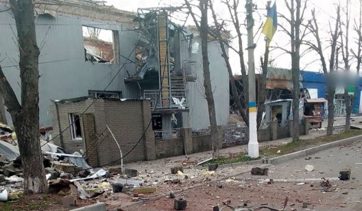 Удар по центру Святогірська: є руйнування