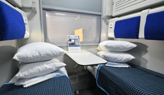 «Укрзалізниця» оголосила про підвищення вартості комплектів постільної білизни у пасажирських поїздах.