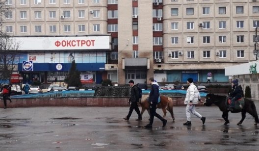 «Дерьмовый» бизнес в центре Славянска