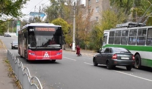Убрать и сократить: в Славянске меняется график работы общественного транспорта