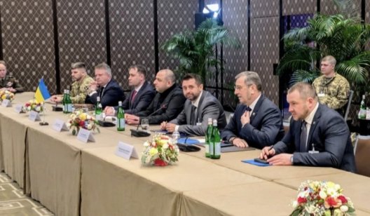 УП: США тиснуть на Україну і можуть вийти з перемовин