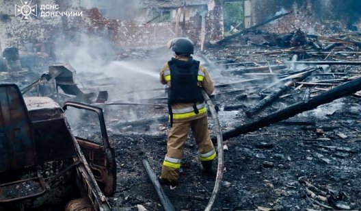 Обстріл Слов’янська: рятувальники ліквідували наслідки Обстріл Слов’янська: рятувальники ліквідували наслідки