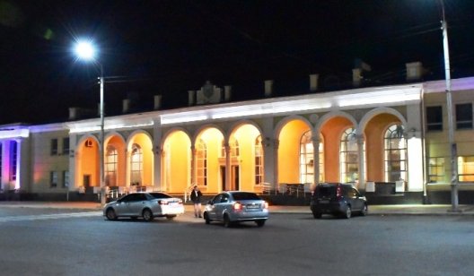 На вокзале в Славянске стоит поезд: места есть