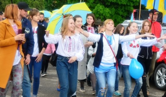В Славянске пройдет шествие в вышиванках