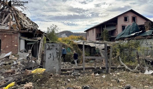 Росіяни обстріляли Святогірськ: фото наслідків