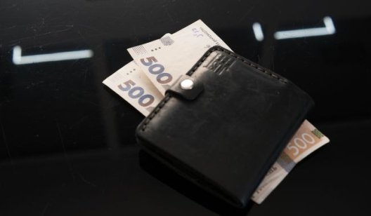 Кабмін затвердив виплати до Дня Незалежності: хто і скільки отримає