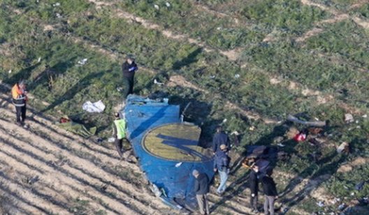 Украинский самолет МАУ в Иране сбили ракетой земля - воздух