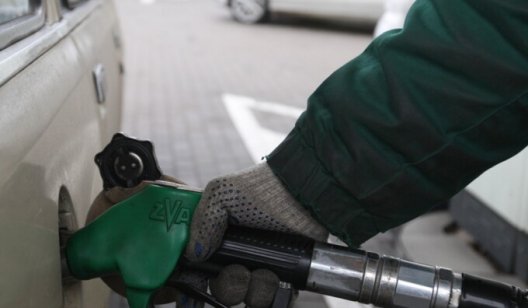 Цены на топливо сорвались с "якоря", на сколько они еще вырастут