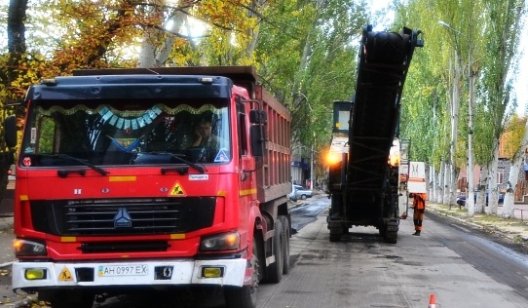 В Славянске стартовал капремонт дороги по ещё одной центральной улице