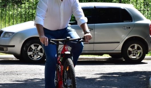 Почему Олег Недава пересел на … велосипед