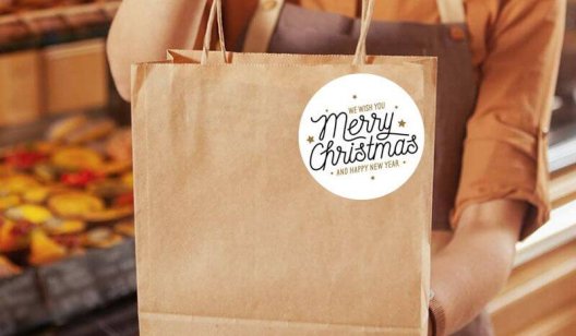 Печать на наклейках: как выбрать идеальный вариант для бизнеса