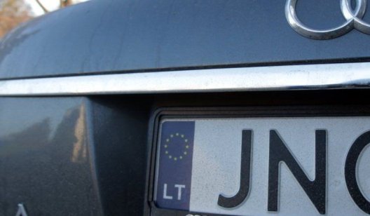 Рада установила новые штрафы за нерастаможенные авто на еврономерах