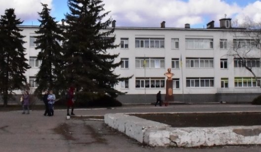 Стало известно, выйдут ли славянские школьники после каникул на учебу