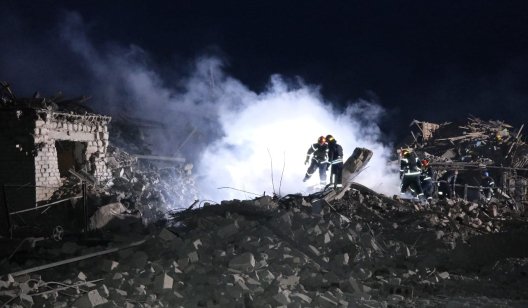 Наслідк ударів росіян по Покровському району