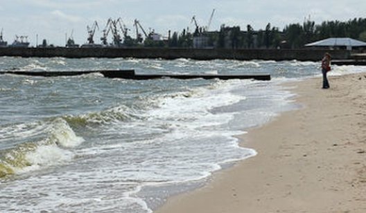 Азовское море обмелело. Спасатели предупредили суда об угрозе сесть на мель