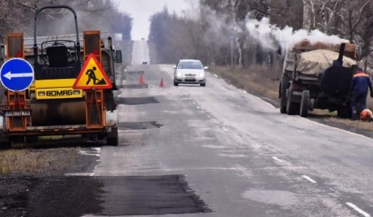 На подъезде к Святогорску идёт ремонт дороги