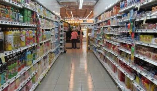 Кабмин ослабил госрегулирование цен на социально значимые товары: каких продуктов коснулось