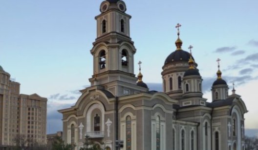 Из Святогорска и Донецка: впервые за 5 лет украинские каналы будут транслировать поздравления из собора в столице Донбасса