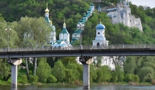 В Святогорске взорван мост через Северский Донец