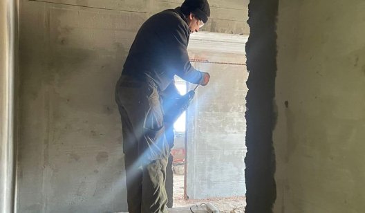 Коли у Слов'янську завершать ремонт зруйнованого будинку