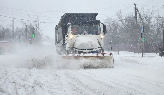 Водіїв просять без крайньої необхідності не виїжджати на дороги