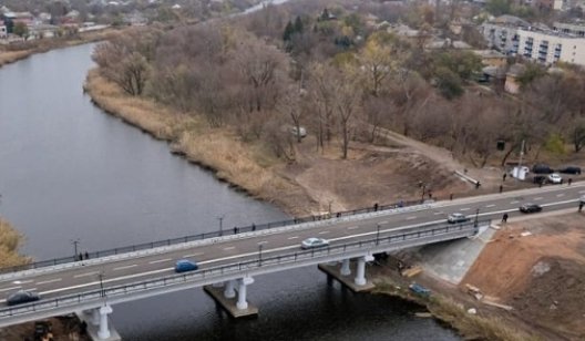Славянск: мост закрывают и для автомобилей - есть исключения