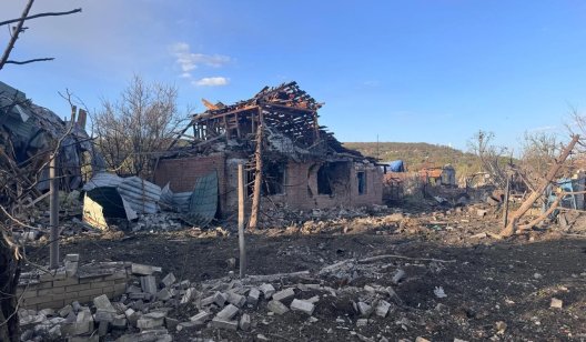 Слов'янськ і Святогірська громада зазнали обстрілів: де ще зафіксовано влучання в Донецькій області