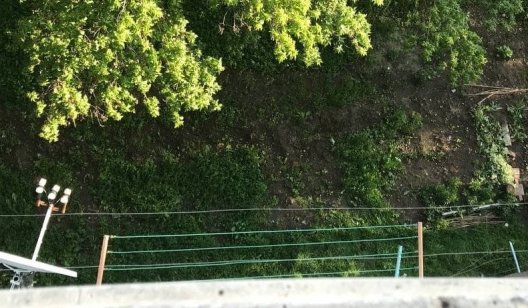 Перелазила на соседний балкон. В Краматорске погибла женщина, упав с шестого этажа